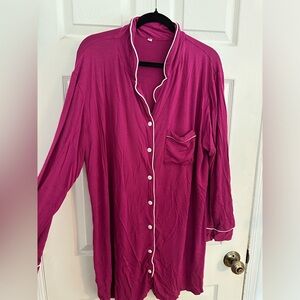 Raspberry colored nightshirt 3XL